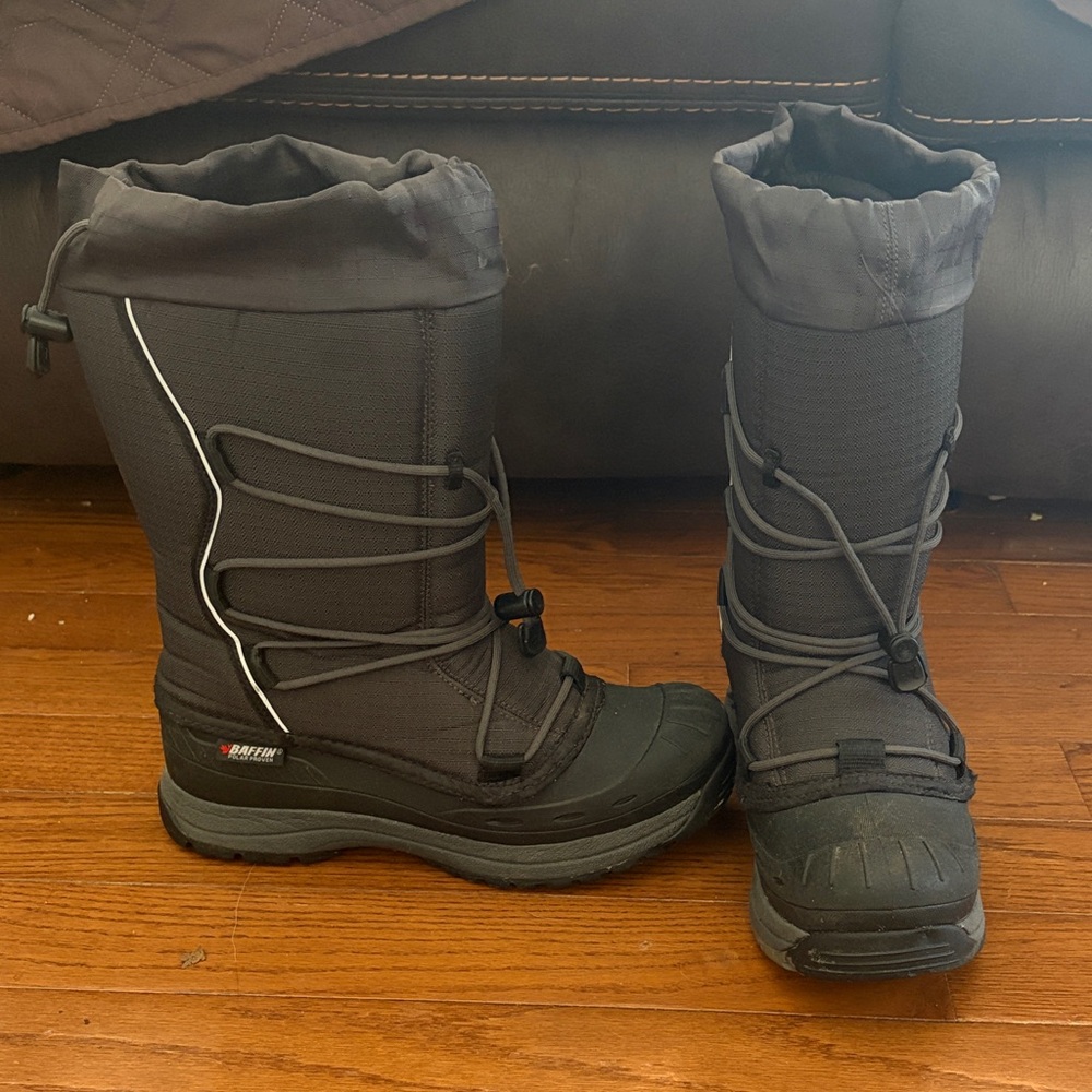 Women’s 11 Baffin Snogoose boots